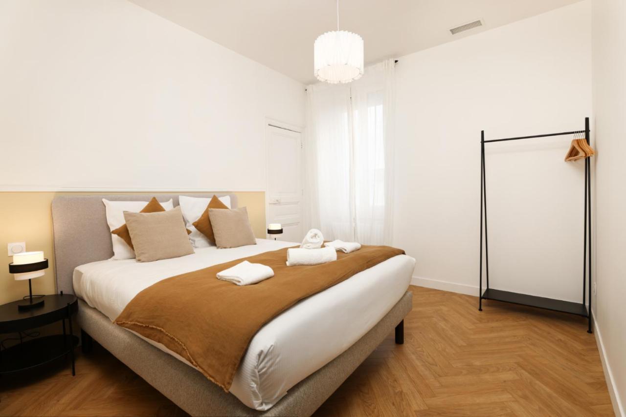 La Pittoresque 2 Apartment Carcassonne Room photo